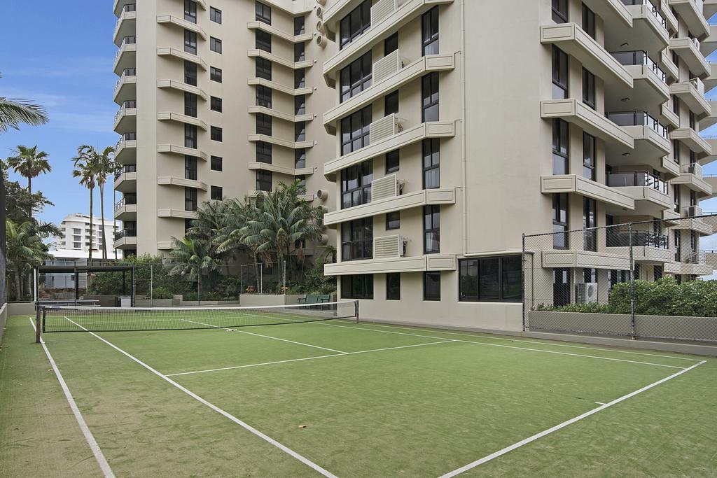 Clubb Coolum Beach Resort Sunshine Coast מראה חיצוני תמונה