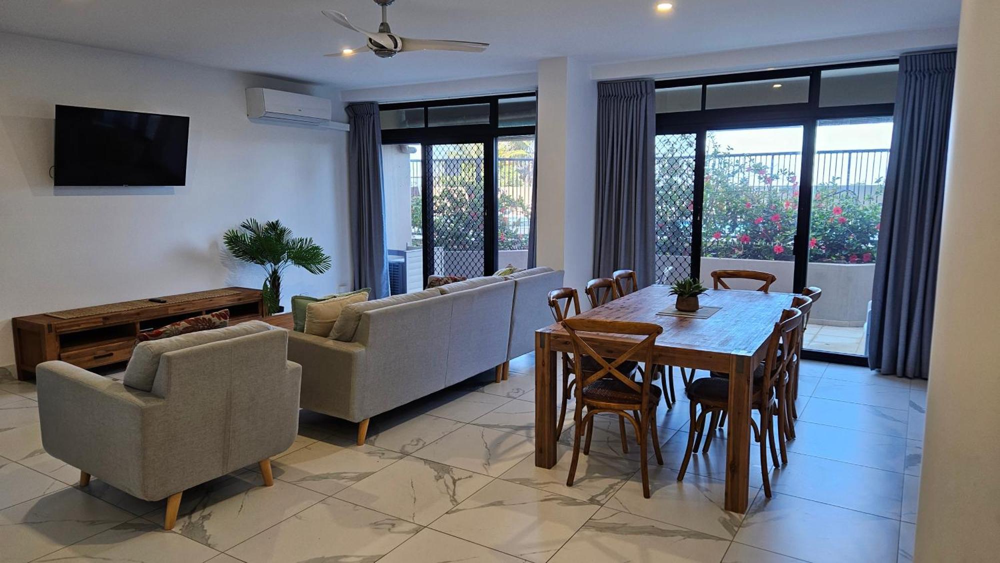 Clubb Coolum Beach Resort Sunshine Coast מראה חיצוני תמונה