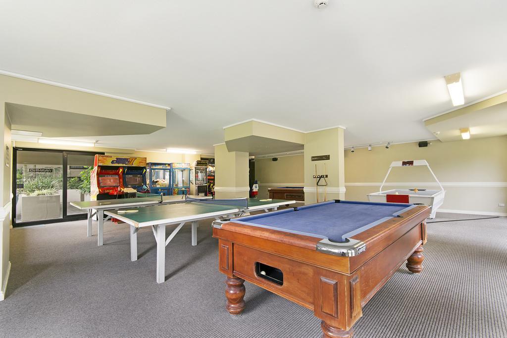Clubb Coolum Beach Resort Sunshine Coast מראה חיצוני תמונה