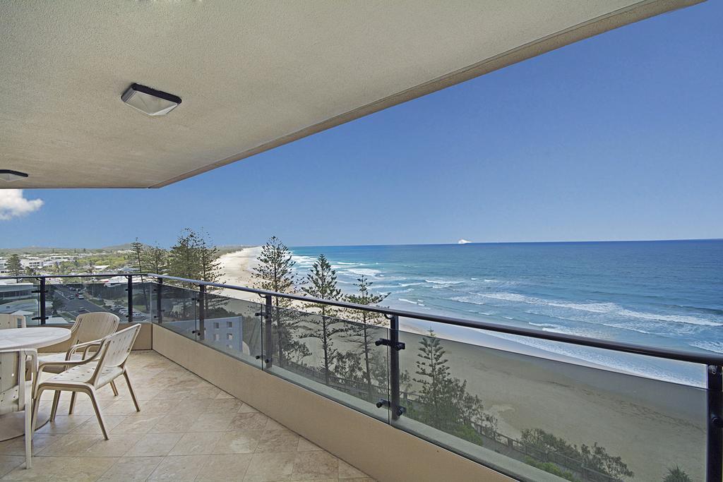 Clubb Coolum Beach Resort Sunshine Coast מראה חיצוני תמונה