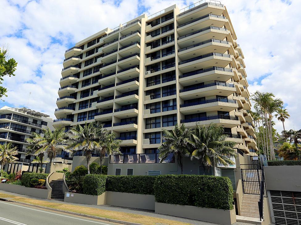 Clubb Coolum Beach Resort Sunshine Coast מראה חיצוני תמונה